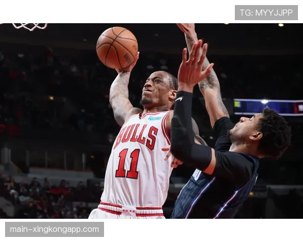 公牛德罗赞关键时刻投篮选择 球星单打模式在末节效率下降 公牛德罗赞关键时刻投篮选择 球星单打模式在末节效率下降